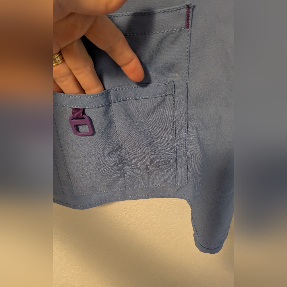 Carhartt Force Cross Flex Blue V-Neck Scrub Shirt - Picture 6 of 11